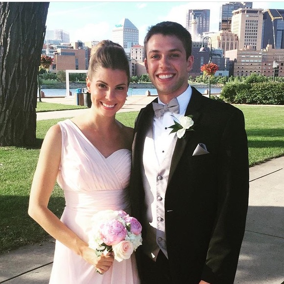 Meet your Posher, Lauren - Picture 4 of 5